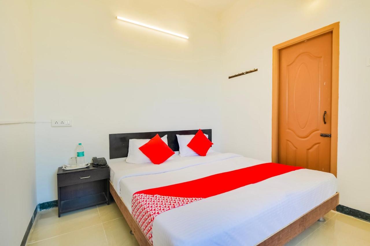 Oyo 67267 Ss Residency Hotell Coimbatore Eksteriør bilde